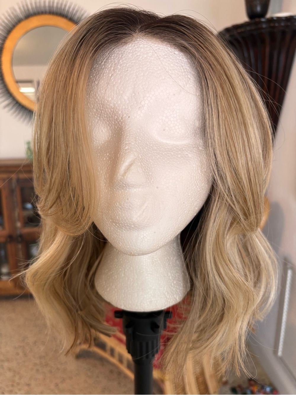 BELLE TRESS HF Synthetic wig, CAPRI! Raw Sugar Blonde Rooted! Great. Trimmed! - Picture 5 of 14